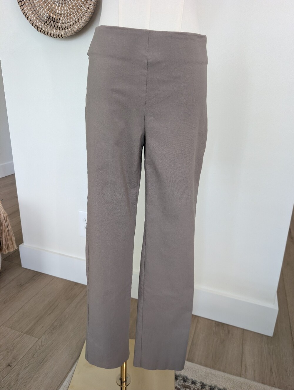 White House Black Market Slim Pull-On Ankle Pants Taupe Size 4S